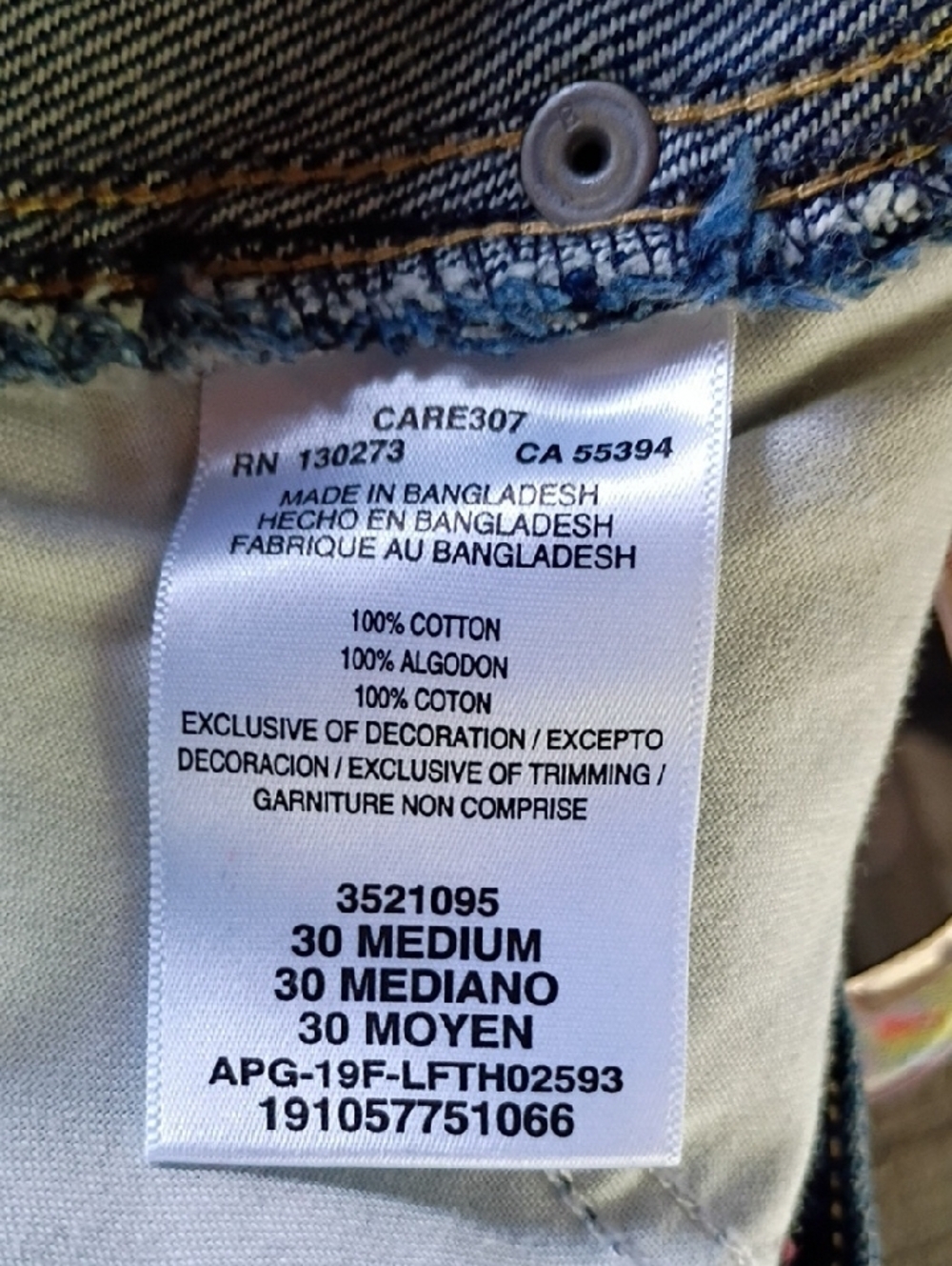 Lee Vintaje Modern  Women’s  High Rise Jeans Midi Skirt with Button Front SZ 30 - Picture 8 of 8